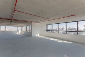 Salas/Conjuntos com 72m² no bairro Higienópolis em Porto Alegre para Alugar