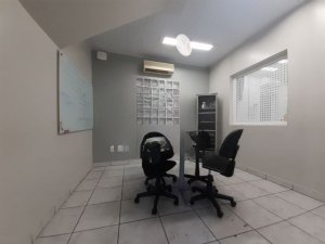 Galpão com 1.368m² no bairro Anchieta em Porto Alegre para Alugar