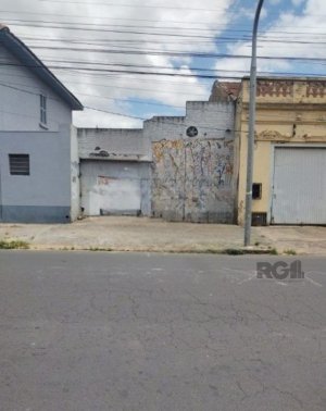 Galpão com 200m² no bairro Floresta em Porto Alegre para Alugar