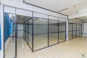 Depósito/Pavilhão com 500m² no bairro Floresta em Porto Alegre para Alugar