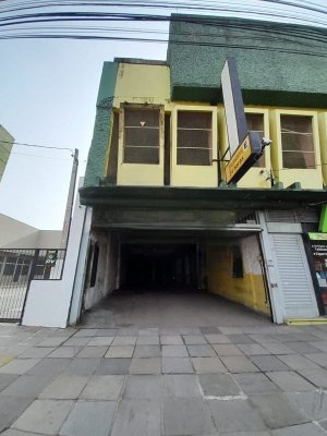 Depósito/Pavilhão com 680m² no bairro São Geraldo em Porto Alegre para Alugar