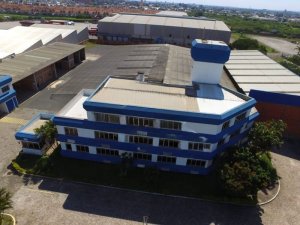 Depósito/Pavilhão com 9500m² no bairro Sarandi em Porto Alegre para Alugar