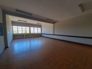 Depósito/Pavilhão com 9500m² no bairro Sarandi em Porto Alegre para Alugar