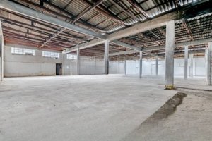 Depósito/Pavilhão com 700m² no bairro Partenon em Porto Alegre para Alugar