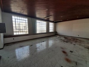 Galpão com 350m² no bairro Floresta em Porto Alegre para Alugar