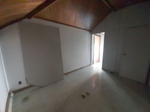 Galpão com 1.670m² no bairro Floresta em Porto Alegre para Alugar