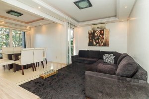 Apartamento com 120m², 3 dormitórios no bairro Bela Vista em Porto Alegre para Comprar