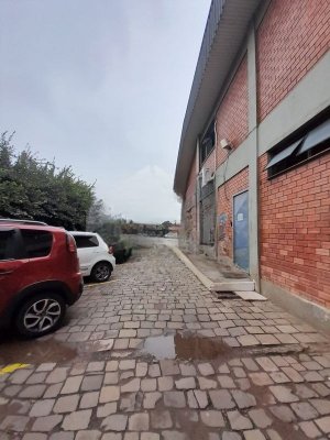 Galpão com 2.400m² no bairro Navegantes em Porto Alegre para Alugar