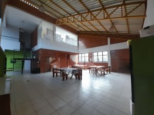 Galpão com 2.400m² no bairro Navegantes em Porto Alegre para Alugar