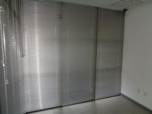 Galpão com 360m² no bairro São Geraldo em Porto Alegre para Alugar