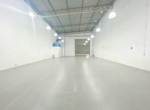 Galpão com 230m² no bairro Humaitá em Porto Alegre para Alugar