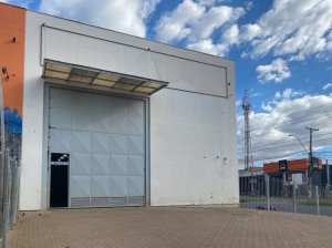 Depósito/Pavilhão com 230m² no bairro Humaitá em Porto Alegre para Alugar