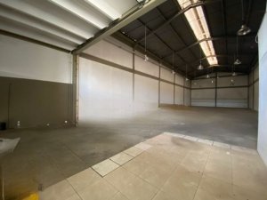 Galpão com 514m² no bairro Humaitá em Porto Alegre para Alugar