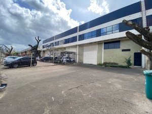 Depósito/Pavilhão com 514m² no bairro Humaitá em Porto Alegre para Alugar