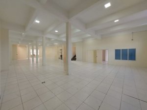 Depósito/Pavilhão com 1000m² no bairro Floresta em Porto Alegre para Alugar