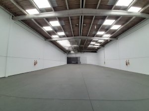 Galpão com 803m² no bairro Sarandi em Porto Alegre para Alugar