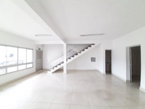 Galpão com 803m² no bairro Sarandi em Porto Alegre para Alugar