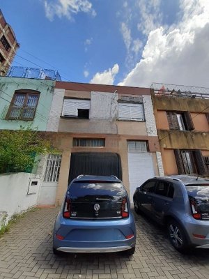 Depósito/Pavilhão com 145m² no bairro Santana em Porto Alegre para Alugar