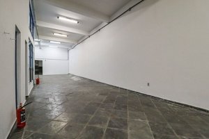 Galpão com 410m² no bairro Navegantes em Porto Alegre para Alugar