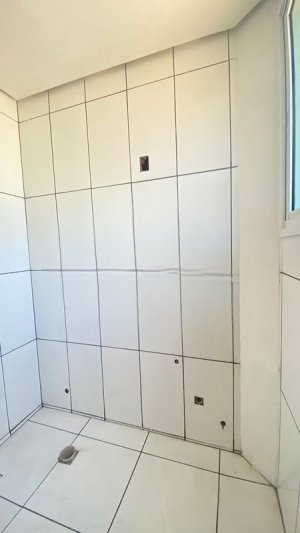 Galpão com 480m² no bairro Glória em Porto Alegre para Alugar