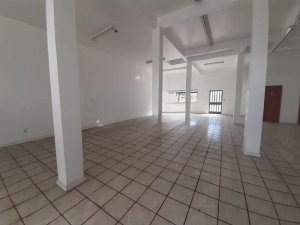 Galpão com 250m² no bairro São Geraldo em Porto Alegre para Alugar
