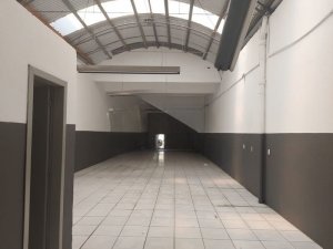 Galpão com 176m² no bairro São Geraldo em Porto Alegre para Alugar