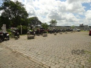 Galpão com 1.600m² no bairro Anchieta em Porto Alegre para Alugar