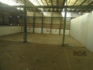 Galpão com 1.600m² no bairro Anchieta em Porto Alegre para Alugar