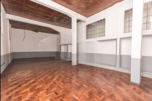 Galpão com 2.423m² no bairro Floresta em Porto Alegre para Alugar