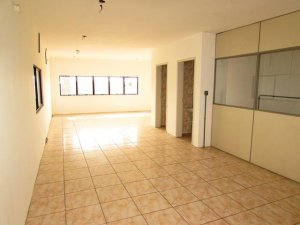 Galpão com 398m² no bairro Navegantes em Porto Alegre para Alugar