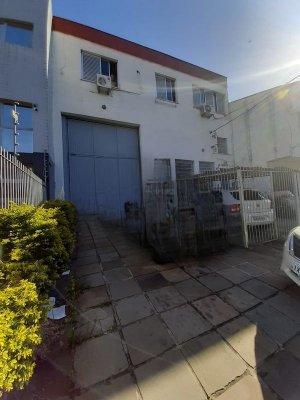 Depósito/Pavilhão com 320m² no bairro Santa Maria Goretti em Porto Alegre para Alugar