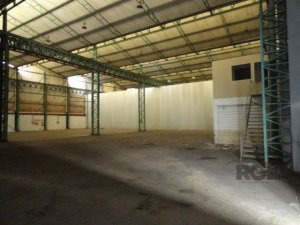 Galpão com 1.325m² no bairro Anchieta em Porto Alegre para Alugar