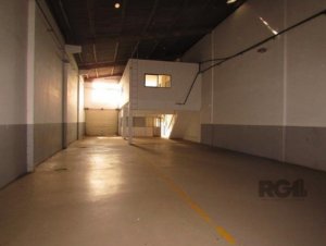 Pavilhão com 300m² no bairro Anchieta em Porto Alegre para Alugar