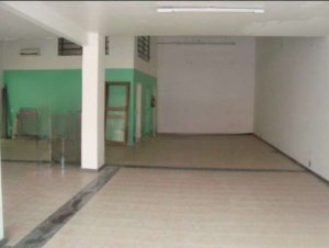 Loja com 600m² no bairro Floresta em Porto Alegre para Alugar