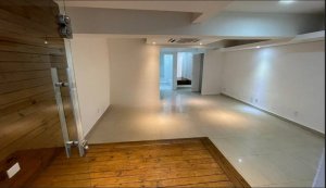 Loja com 100m² no bairro Moinhos de Vento em Porto Alegre para Alugar