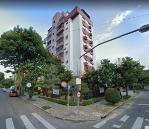 Cobertura com 201m², 3 dormitórios no bairro Higienópolis em Porto Alegre para Alugar
