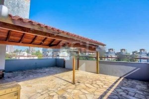 Cobertura com 201m², 3 dormitórios no bairro Higienópolis em Porto Alegre para Alugar