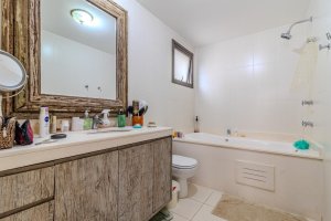 Apartamento com 162m², 3 dormitórios no bairro Moinhos de Vento em Porto Alegre para Alugar