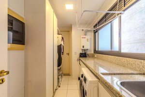 Apartamento com 162m², 3 dormitórios no bairro Moinhos de Vento em Porto Alegre para Alugar