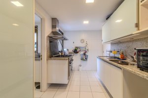 Apartamento com 162m², 3 dormitórios no bairro Moinhos de Vento em Porto Alegre para Alugar