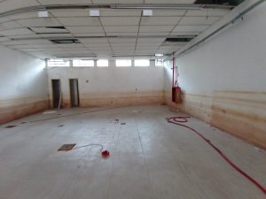 Loja com 180m² no bairro Navegantes em Porto Alegre para Alugar