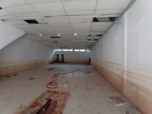 Loja com 180m² no bairro Navegantes em Porto Alegre para Alugar