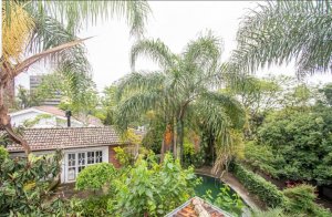 Casa comercial com 720m² no bairro Três Figueiras em Porto Alegre para Alugar