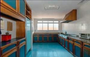 Casa comercial com 400m² no bairro Três Figueiras em Porto Alegre para Alugar