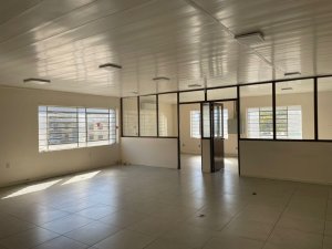 Conjunto/Sala com 152m² no bairro Navegantes em Porto Alegre para Alugar