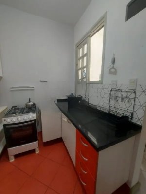 Apartamento com 42m², 1 dormitório no bairro Menino Deus em Porto Alegre para Alugar