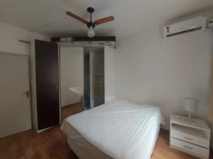 Apartamento com 42m², 1 dormitório no bairro Menino Deus em Porto Alegre para Alugar
