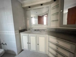 Apartamento com 519m², 6 dormitórios no bairro Bela Vista em Porto Alegre para Alugar
