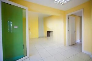 Casa comercial com 500m² no bairro Auxiliadora em Porto Alegre para Alugar