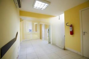 Casa comercial com 500m² no bairro Auxiliadora em Porto Alegre para Alugar